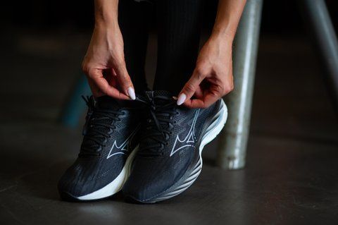 Кросівки Mizuno Wave Rider 27D 37 (J1GD230622) J1GD230622 фото