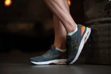 Кросівки чоловічі для бігу Mizuno Wave Prodigy 5 сірі 41 (J1GC231053) J1GC231053 фото