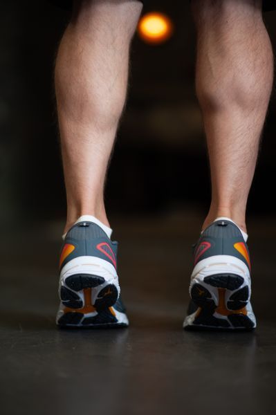 Кросівки чоловічі для бігу Mizuno Wave Prodigy 5 сірі 45 (J1GC231053) J1GC231053 фото