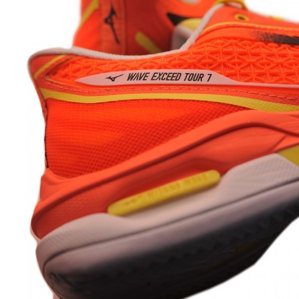 Кросівки Mizuno Wave Exceed Tour 7 Padel унісекс помаранчеві/чорні 41 (61GB267754) 61GB267754 фото