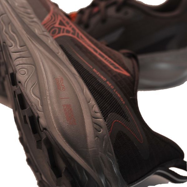 Кросівки Mizuno Neo Lumina чоловічі чорні/бордові 41 (J1GJ267353) J1GJ267353 фото